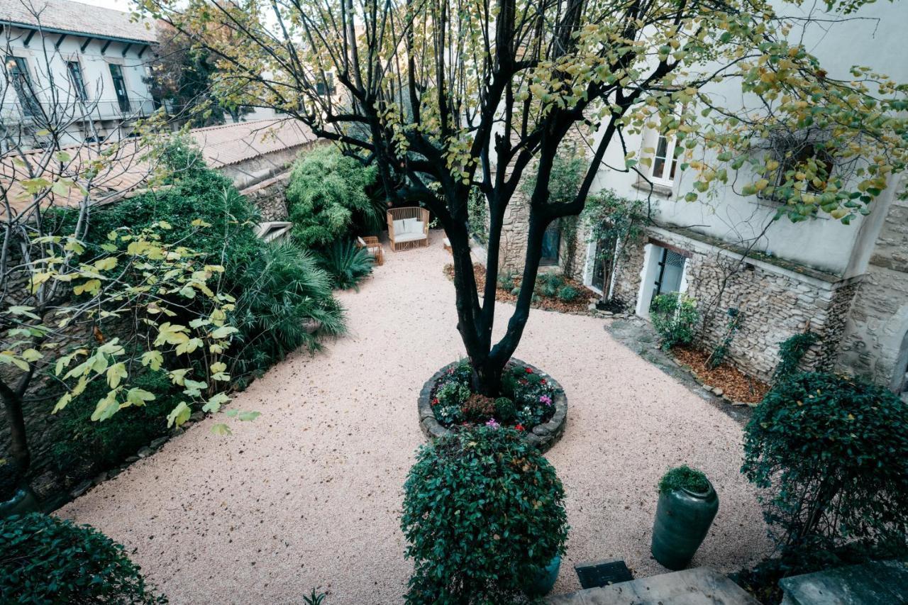 Le Clos Violette Et Le 11 D'Aglae - Hotel De Charme Design De Luxe L'Isle-sur-la-Sorgue Exterior photo